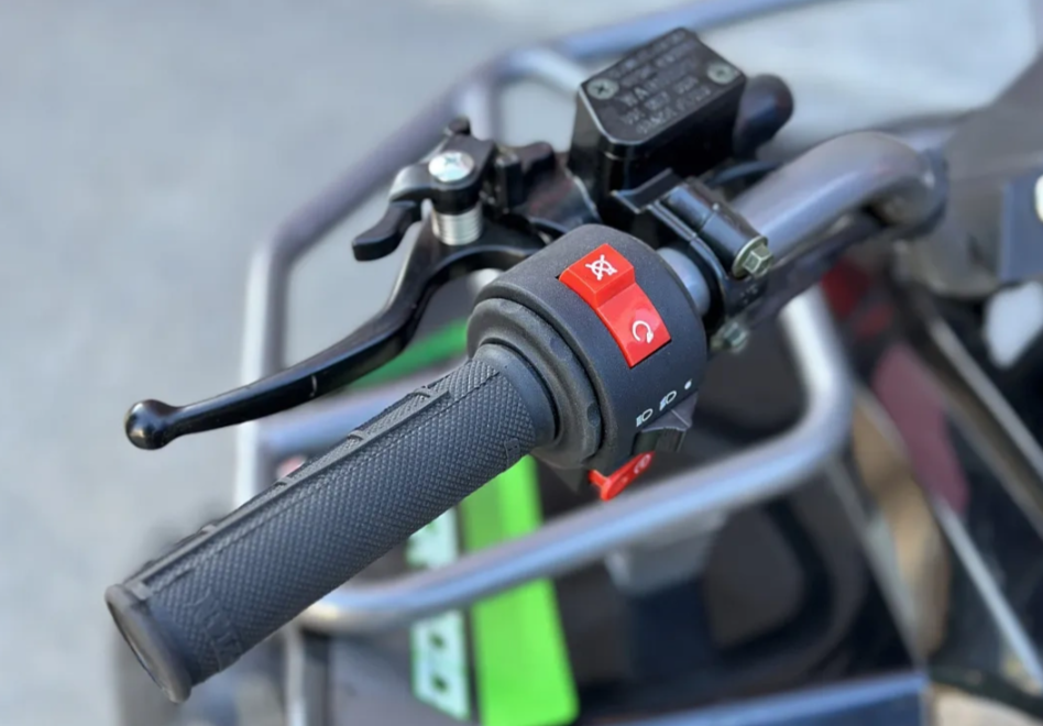 Квадроцикл GBM DAXTER 220 NEW в Москве