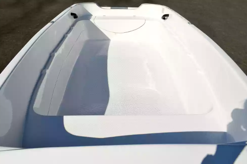 Стеклопластиковая лодка Пингвин (тримаран) в Москве