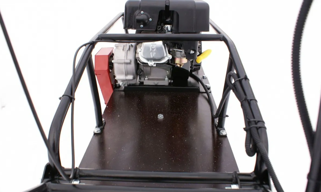 Мотобуксировщик БТС «МАЛЕК» 380/7 БЕЗ э/зап. Б/У в Москве