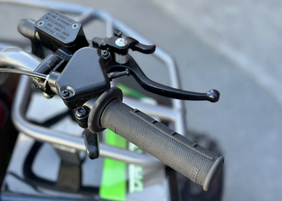 Квадроцикл GBM DAXTER 220 NEW в Москве