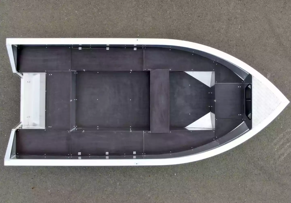 Алюминиевая лодка  Неман-420 в Москве