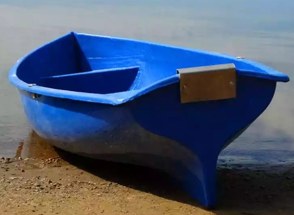 Стеклопластиковая лодка Омуль в Москве