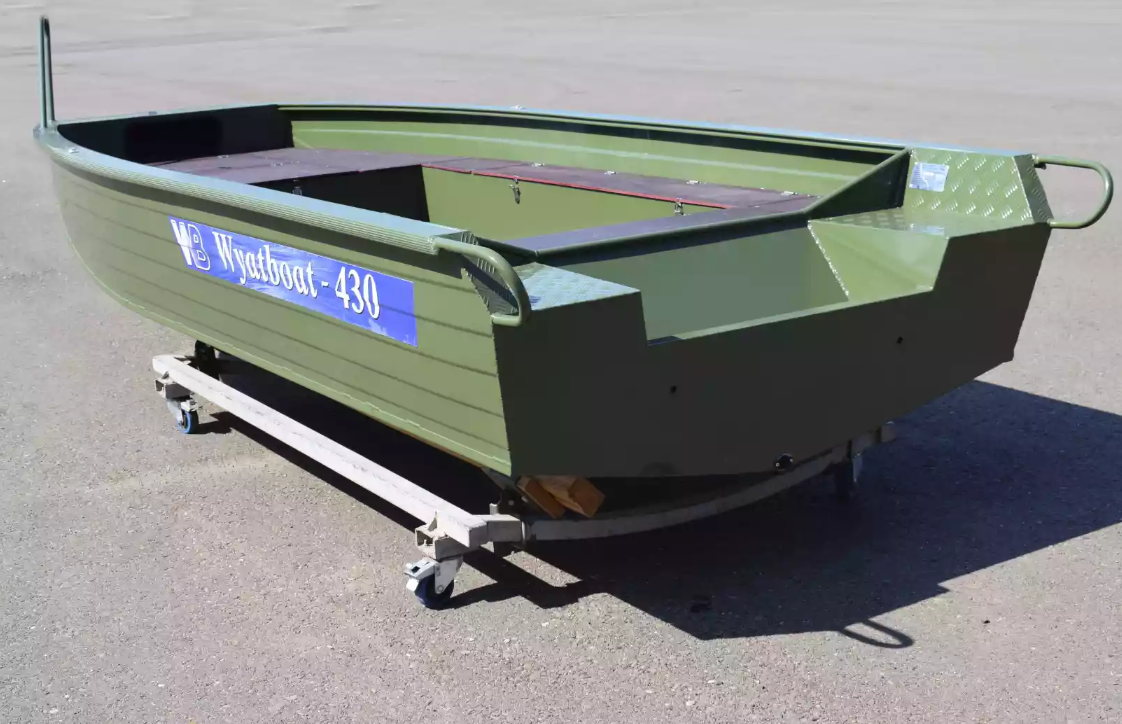 Алюминиевая лодка  Wyatboat-430 Master Fish в Москве