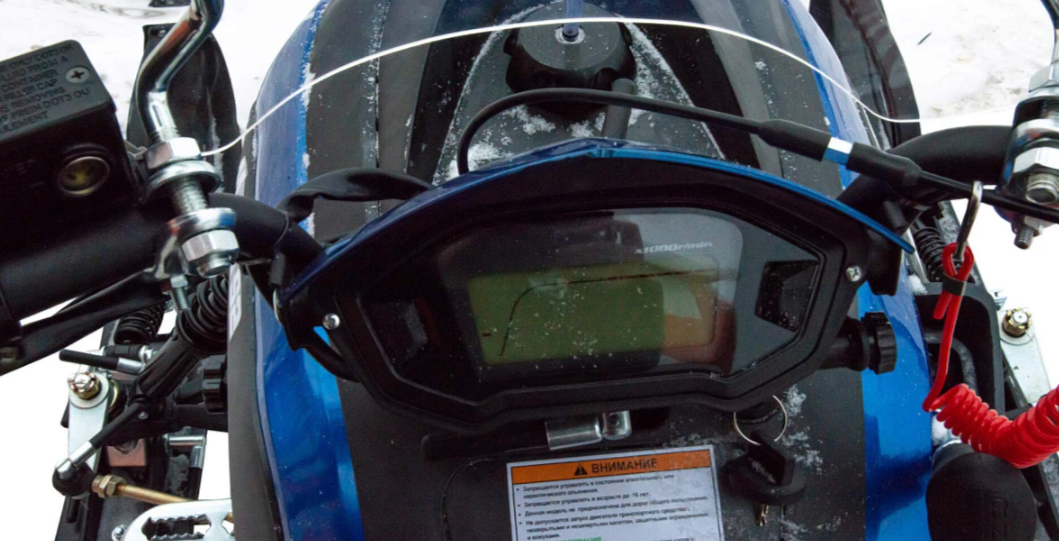 Снегоход MOTOLAND (МОТОЛЕНД) SNOWFOX 200 в Москве Снегоход MOTOLAND (МОТОЛЕНД) SNOWFOX 200 в Москве