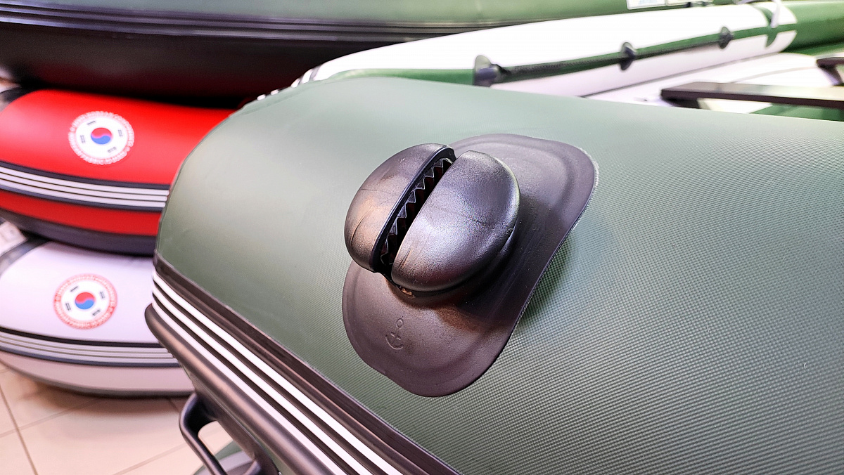 Лодка MISHIMO FAMILY PRO 370 в Москве