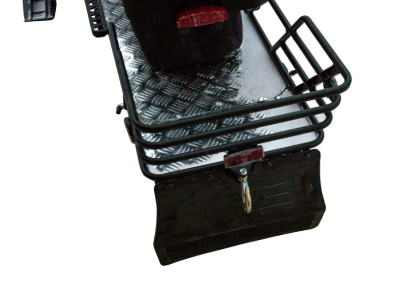 Снегоход MOTOLAND (МОТОЛЕНД) SNOWFOX 200 в Москве Снегоход MOTOLAND (МОТОЛЕНД) SNOWFOX 200 в Москве