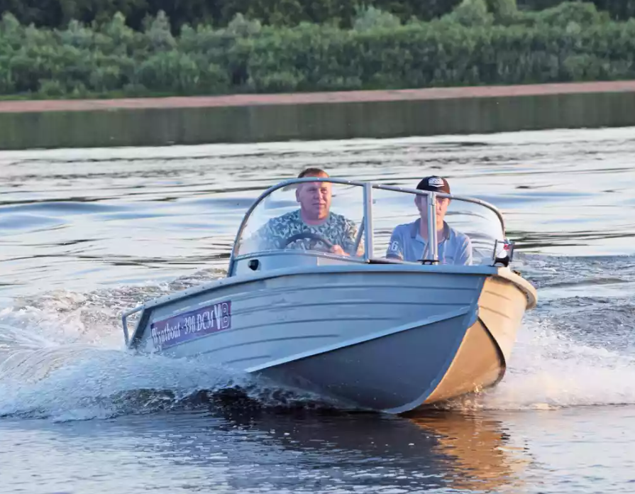 Алюминиевая лодка Wyatboat-390 DCM в Москве