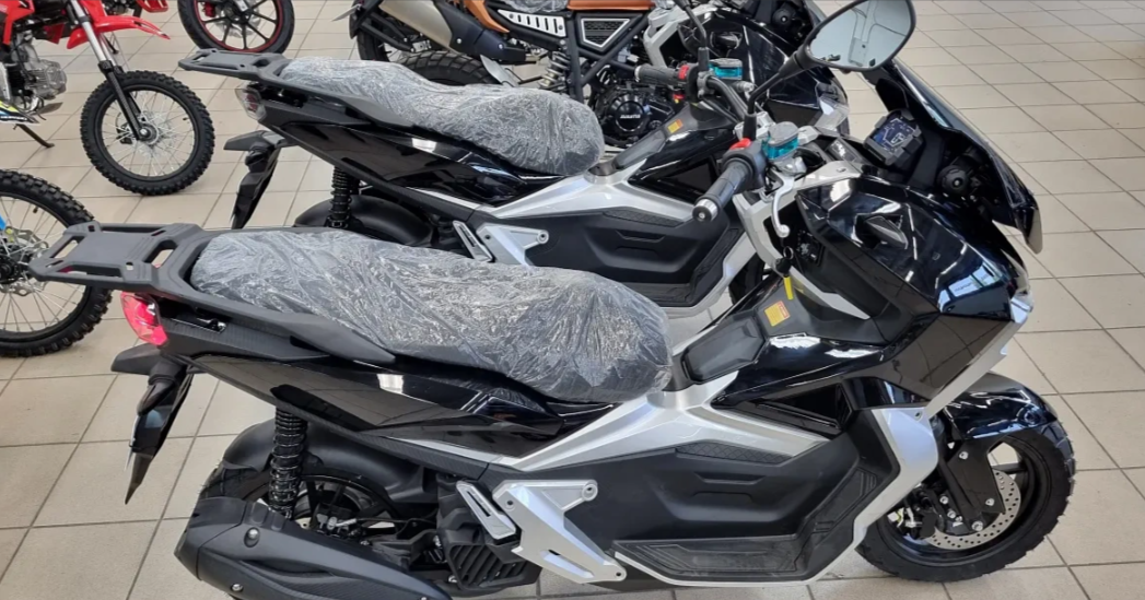 МаксиСкутер PROMAX ADV 200(49) (REPLICA HONDA) в Москве