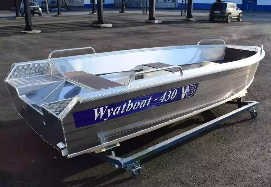 Алюминиевая лодка  Wyatboat-430 Р в Москве