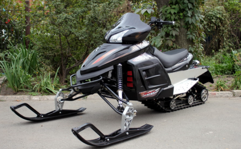 Снегоход Snow Fighter SF-300 в Москве Снегоход Snow Fighter SF-300 в Москве