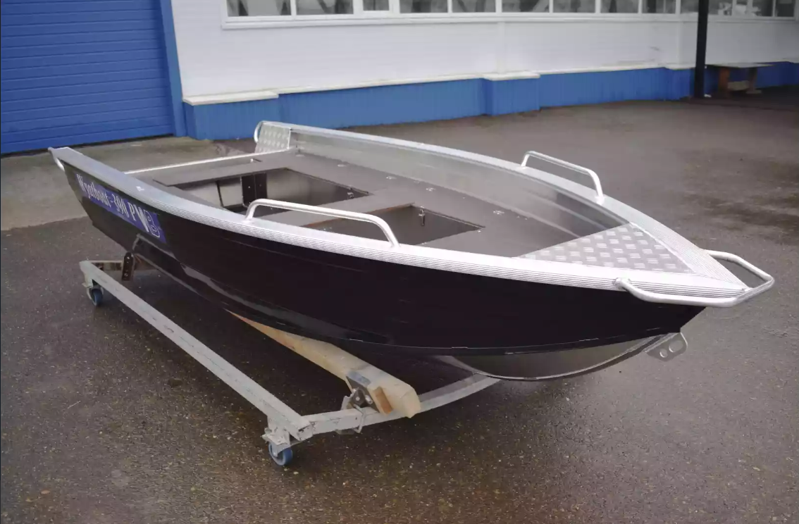 Алюминиевая лодка Wyatboat-390РМ в Москве