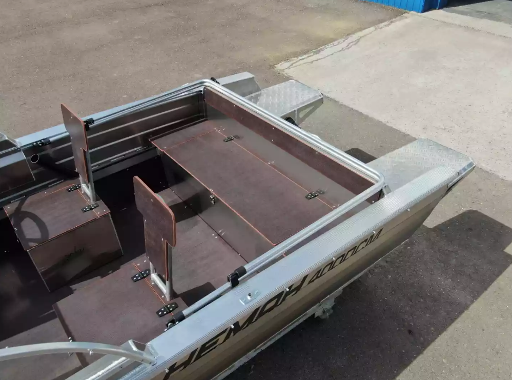 Алюминиевая лодка  Неман-400 DCM NEW в Москве