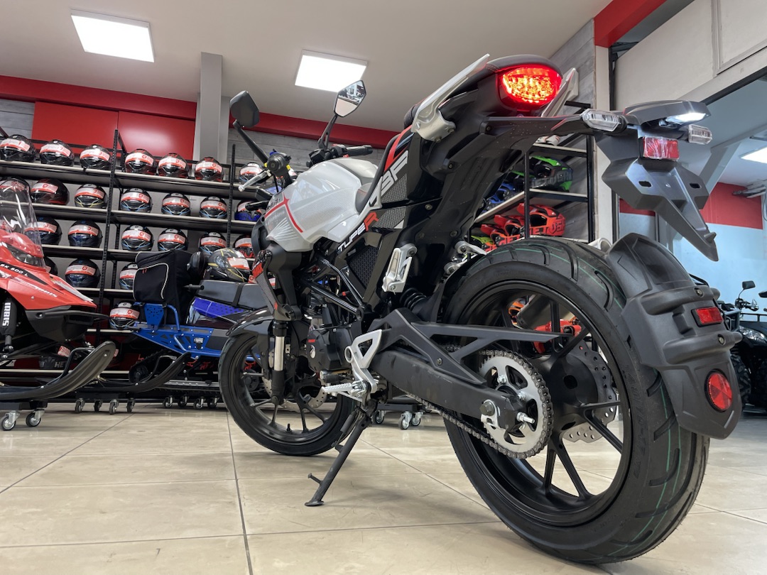 Мопед PROMAX CB150R (49) в Москве