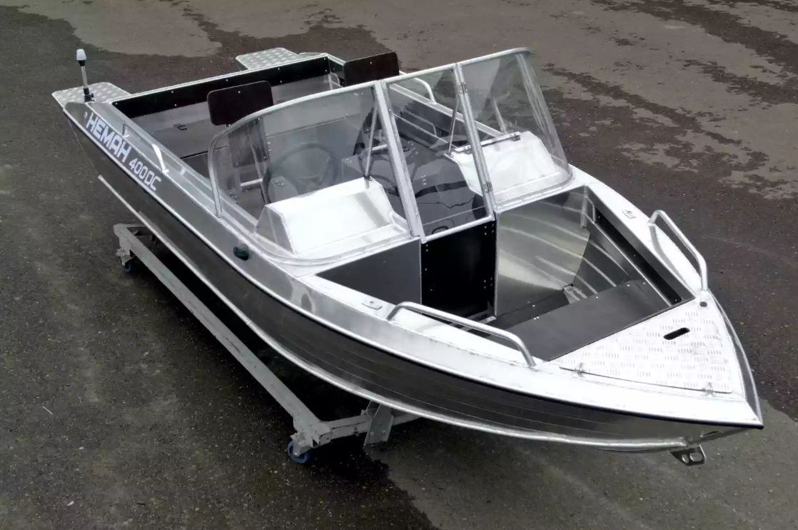 Алюминиевая лодка  Neman-400 DC в Москве