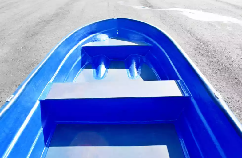 Стеклопластиковая лодка Neman-340 (тримаран) в Москве