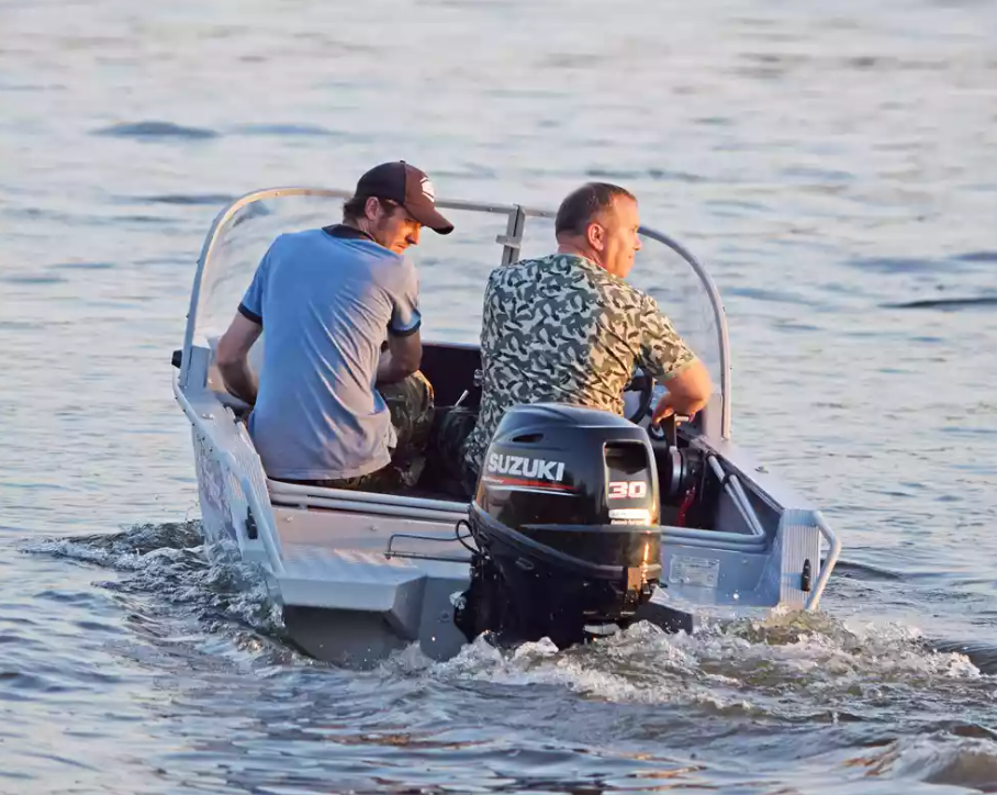 Алюминиевая лодка Wyatboat-390 DCM в Москве