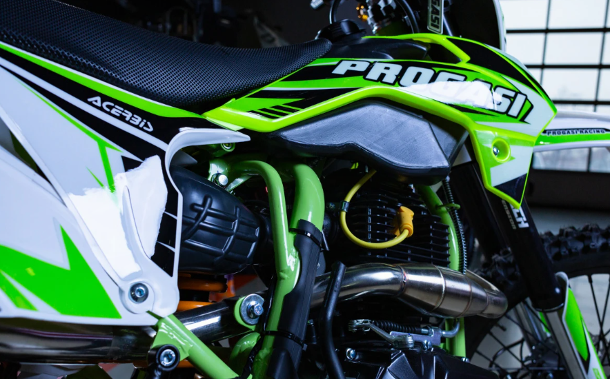 Мотоцикл Progasi SUPER MAX 300 PRO PR300 (ZS175FMN) в Москве Мотоцикл Progasi SUPER MAX 300 PRO PR300 (ZS175FMN) в Москве