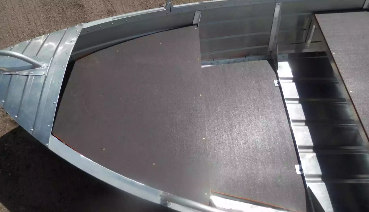 Алюминиевая лодка Вятка-Профи 32 в Москве