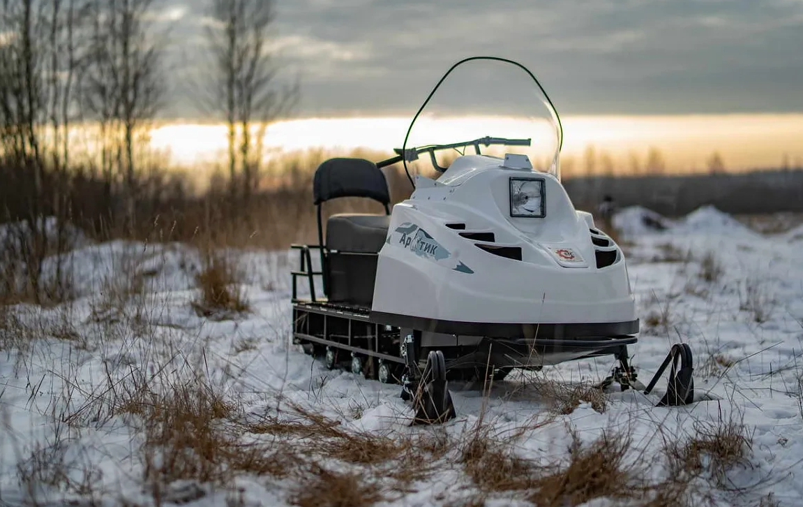 Снегоход БТС "АРКТИК 4Т" 18.5 л.с. э/зап, реверс, тормоз в Москве Снегоход БТС "АРКТИК 4Т" 18.5 л.с. э/зап, реверс, тормоз в Москве