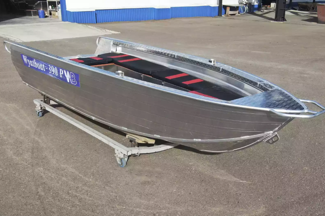 Алюминиевая лодка Wyatboat-390РМ увеличенный борт в Москве