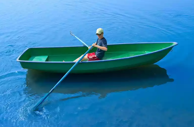 Стеклопластиковая Лодка Голавль в Москве