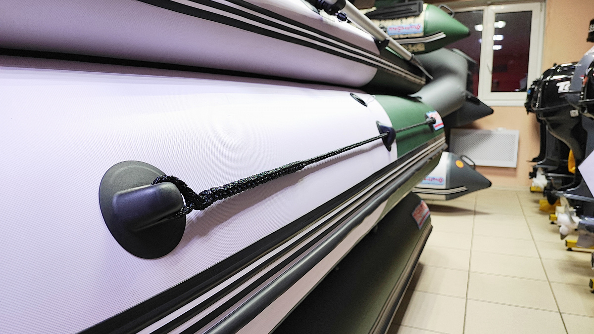 Лодка MISHIMO FAMILY PRO 370 в Москве