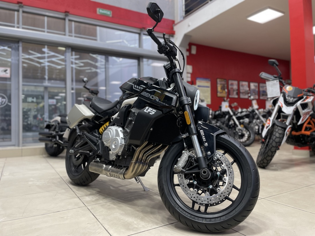 Мотоцикл Benda LFS 700 в Москве