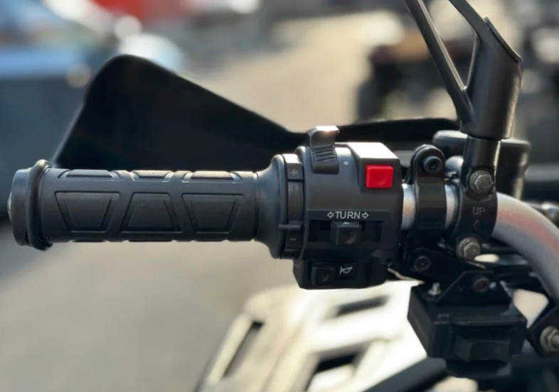 Квадроцикл GBM CROSS HILL 300 NEW PREMIUM в Москве Квадроцикл GBM CROSS HILL 300 NEW PREMIUM в Москве