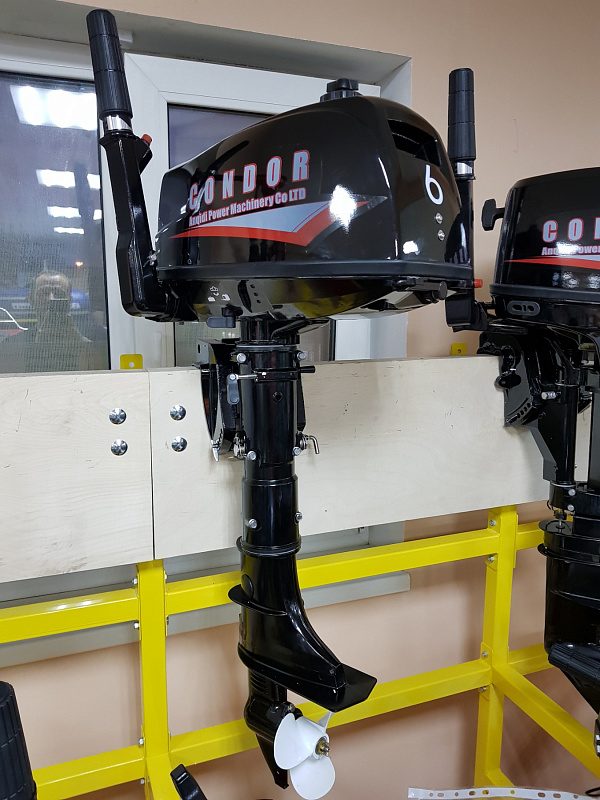 Лодочный мотор Condor T6HS без бака 12 л. в Москве