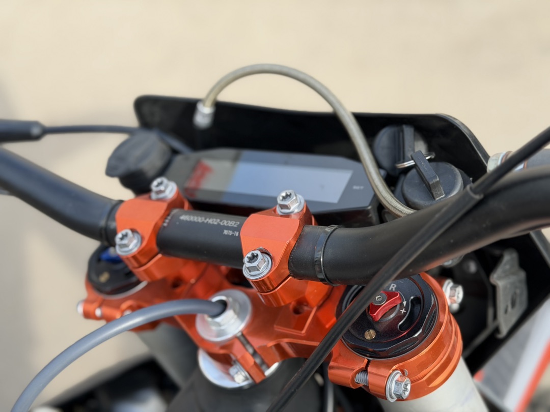 Кроссовый мотоцикл PROMAX HELLCAT KBS350 в Москве