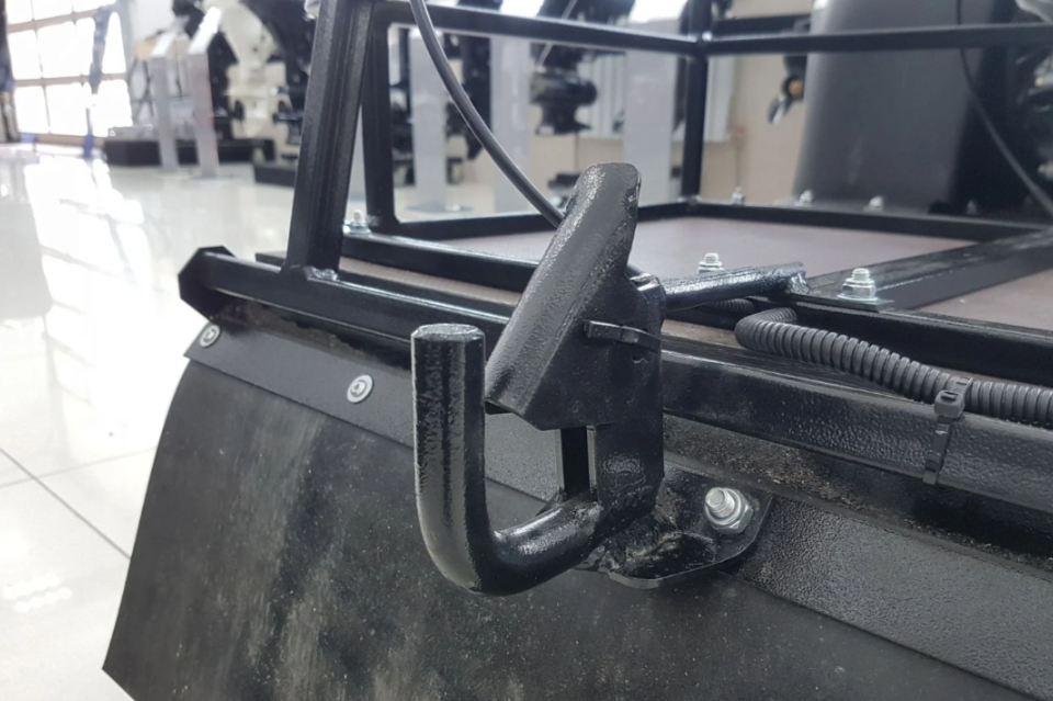 Мотобуксировщик PAXUS 650 AVANT 15 л.с. в Москве