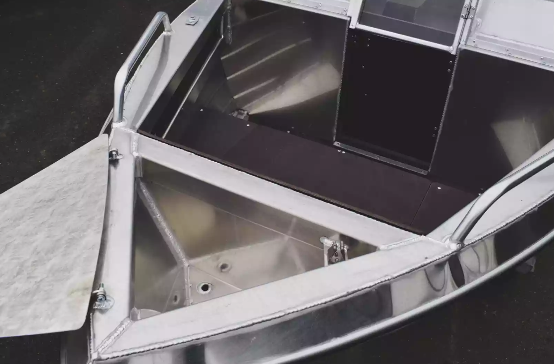 Алюминиевая лодка  Neman-400 DC в Москве