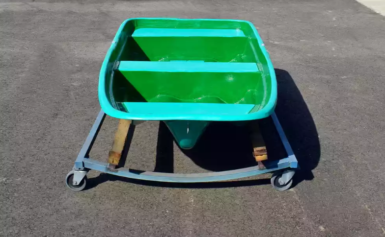 Стеклопластиковая лодка Старт (тримаран) в Москве