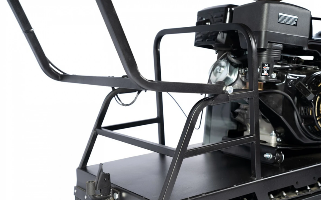 Мотобуксировщик БУРЛАК-M2 LFK 20 л.с. Промысловик в Москве