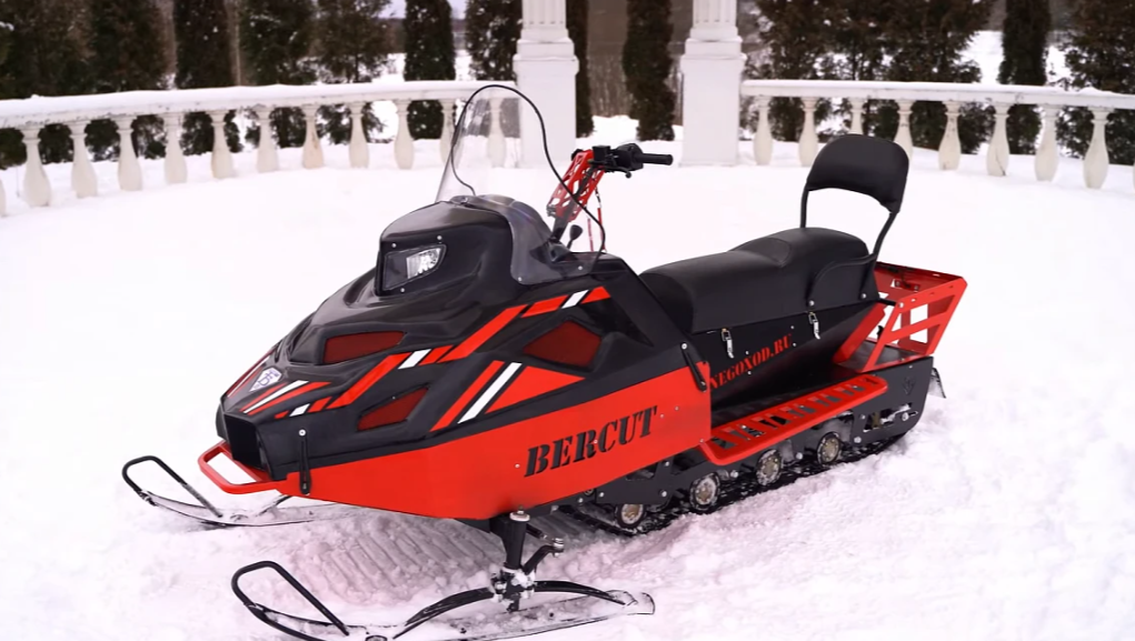 Миниснегоход Бурлак Беркут CS 24 л.с. в Москве Миниснегоход Бурлак Беркут CS 24 л.с. в Москве