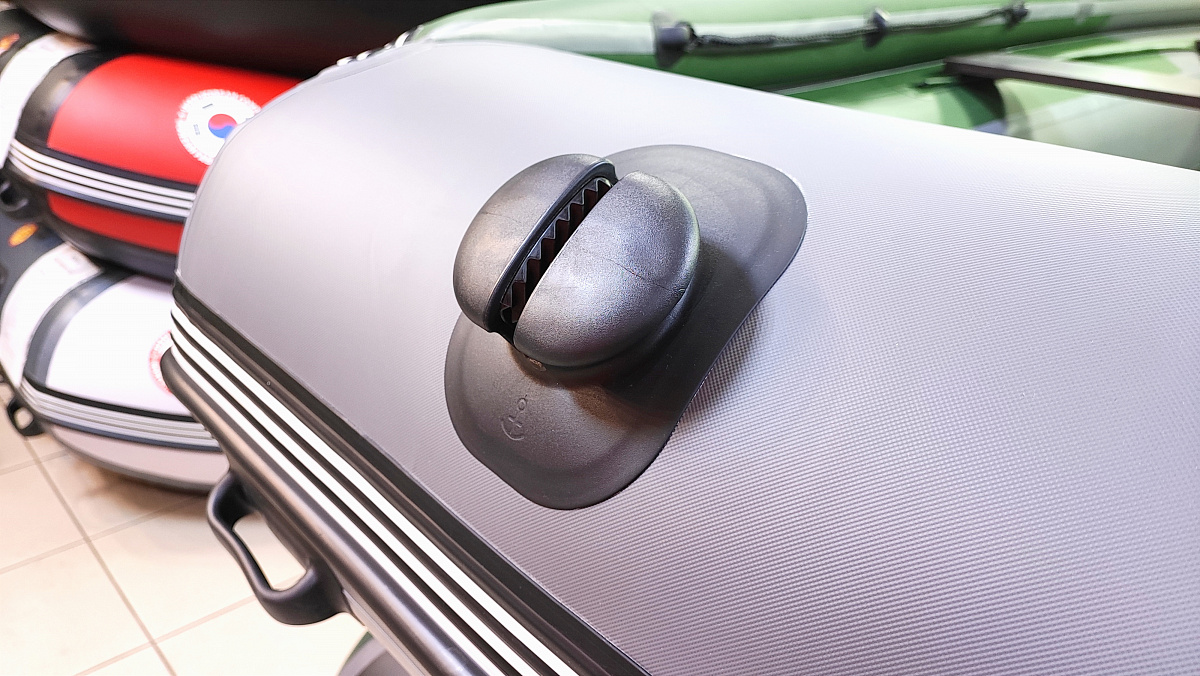 Лодка MISHIMO FAMILY PRO 370 в Москве