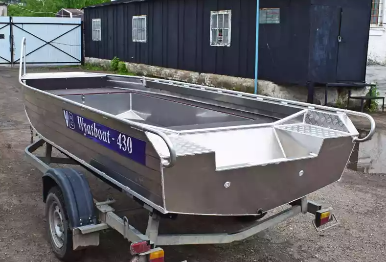 Алюминиевая лодка  Wyatboat-430 Master в Москве