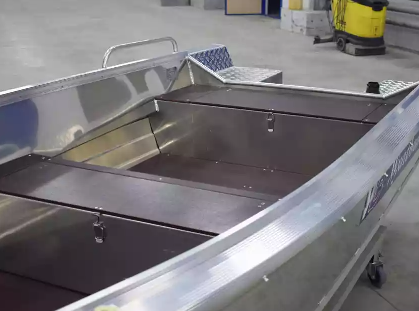 Алюминиевая лодка  Wyatboat-430 Р в Москве