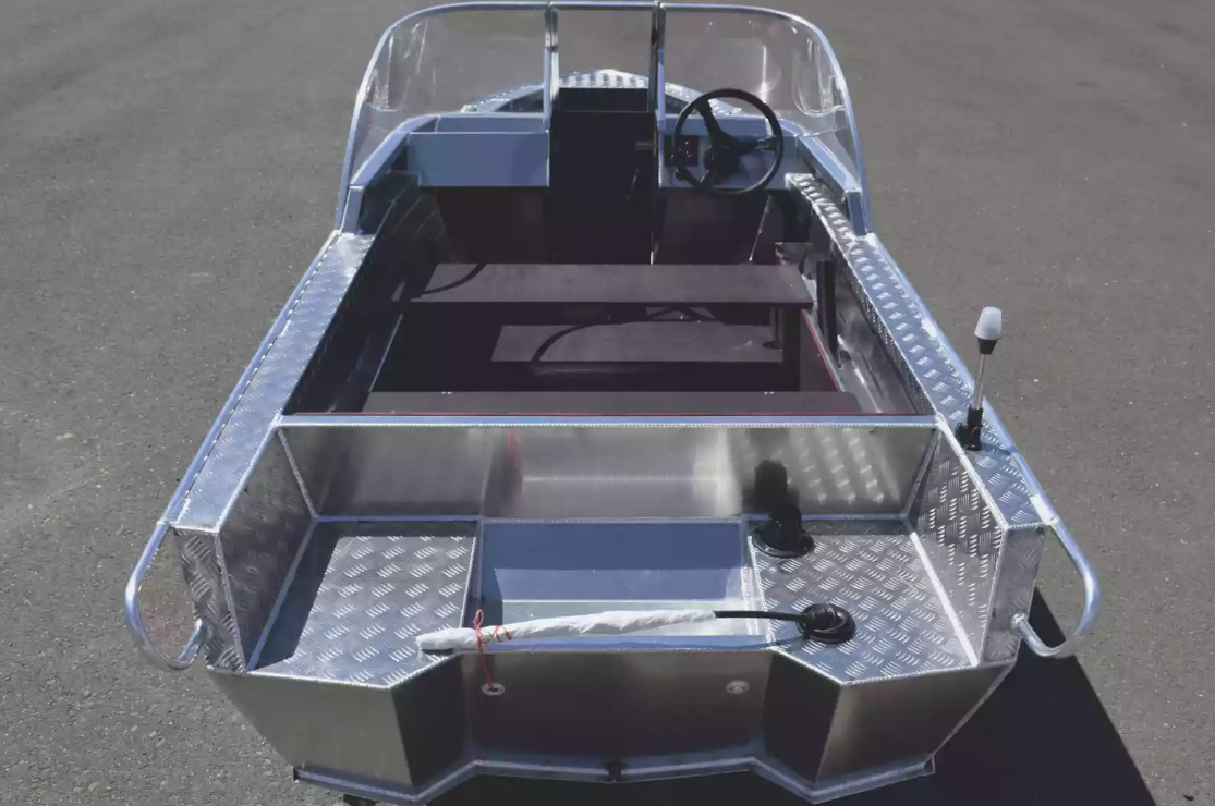 Алюминиевая лодка Wyatboat-390 DCM в Москве