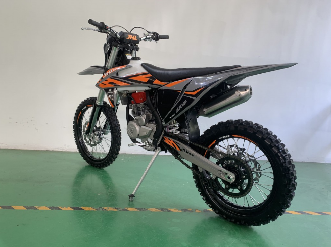 Мотоцикл JHLMOTO JHL LX4 CB300RL (175FMN) в Москве