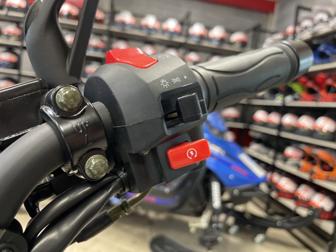 Мопед PROMAX CB150R (49) в Москве