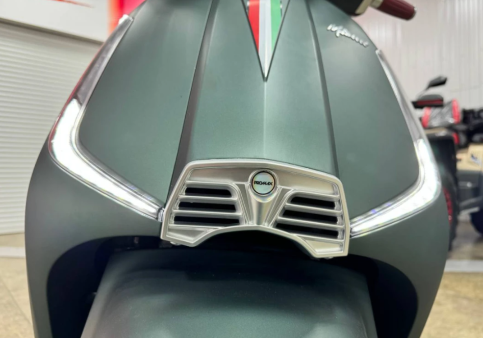 Скутер PROMAX Miami 240 (49) в Москве