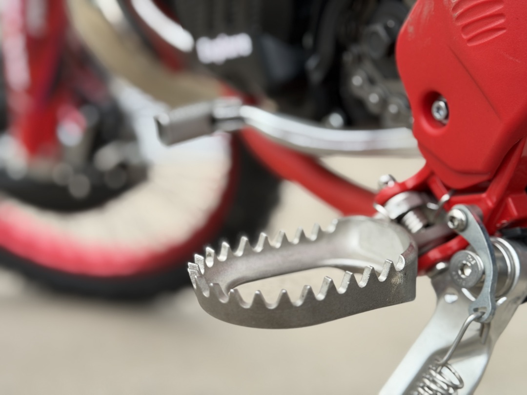 Кроссовый мотоцикл (эндуро) PROMAX WOLVERINE 302 2T EFI в Москве