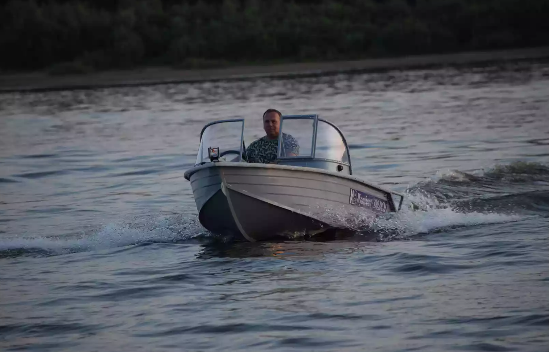 Алюминиевая лодка Wyatboat-390 DCM в Москве