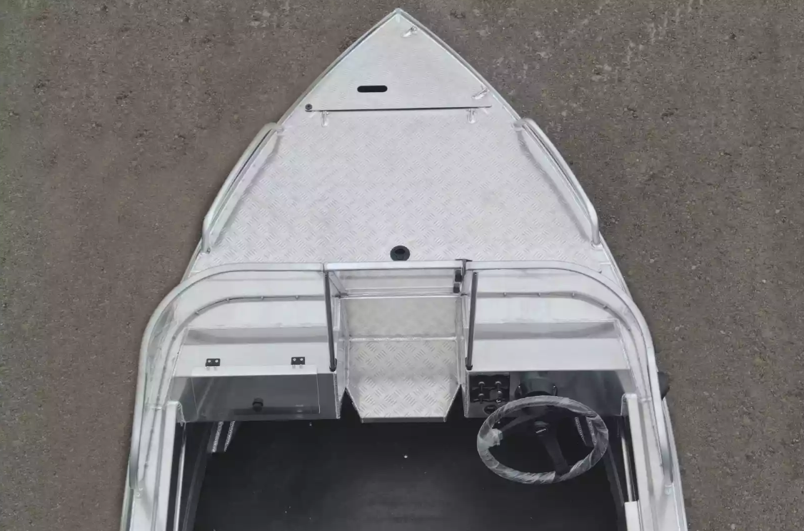 Алюминиевая лодка  Neman-400 PRO в Москве