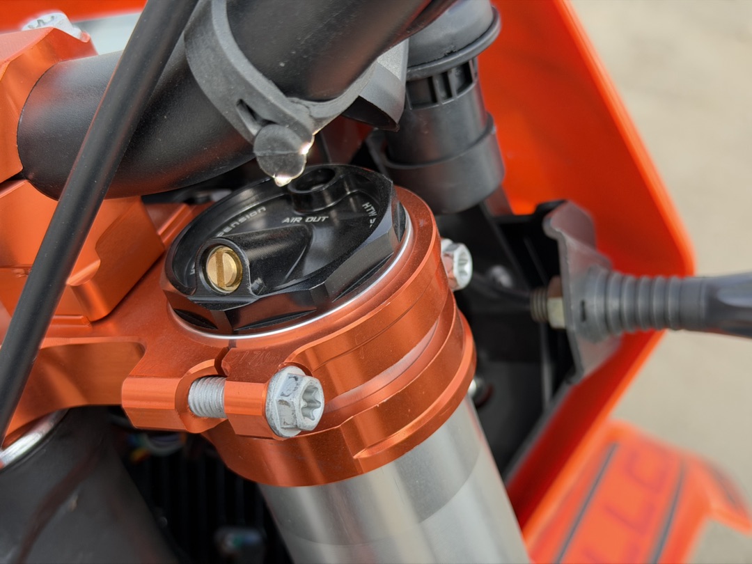 Кроссовый мотоцикл PROMAX HELLCAT NC450S EFI в Москве