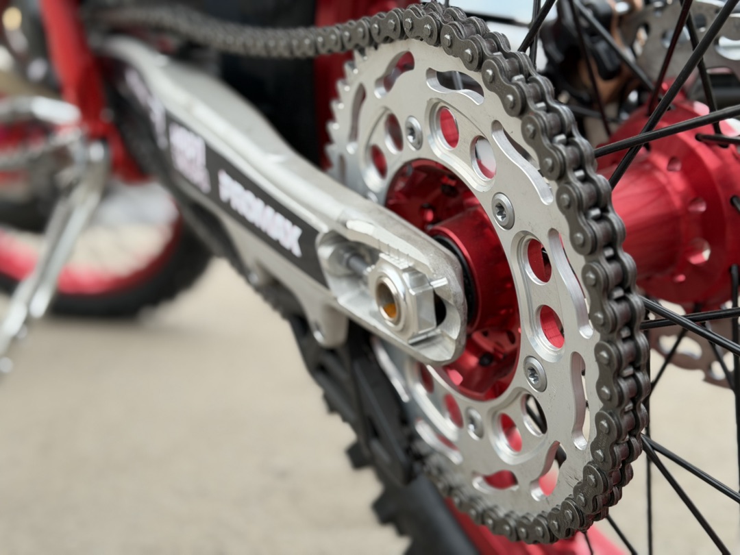 Кроссовый мотоцикл (эндуро) PROMAX WOLVERINE 302 2T EFI в Москве