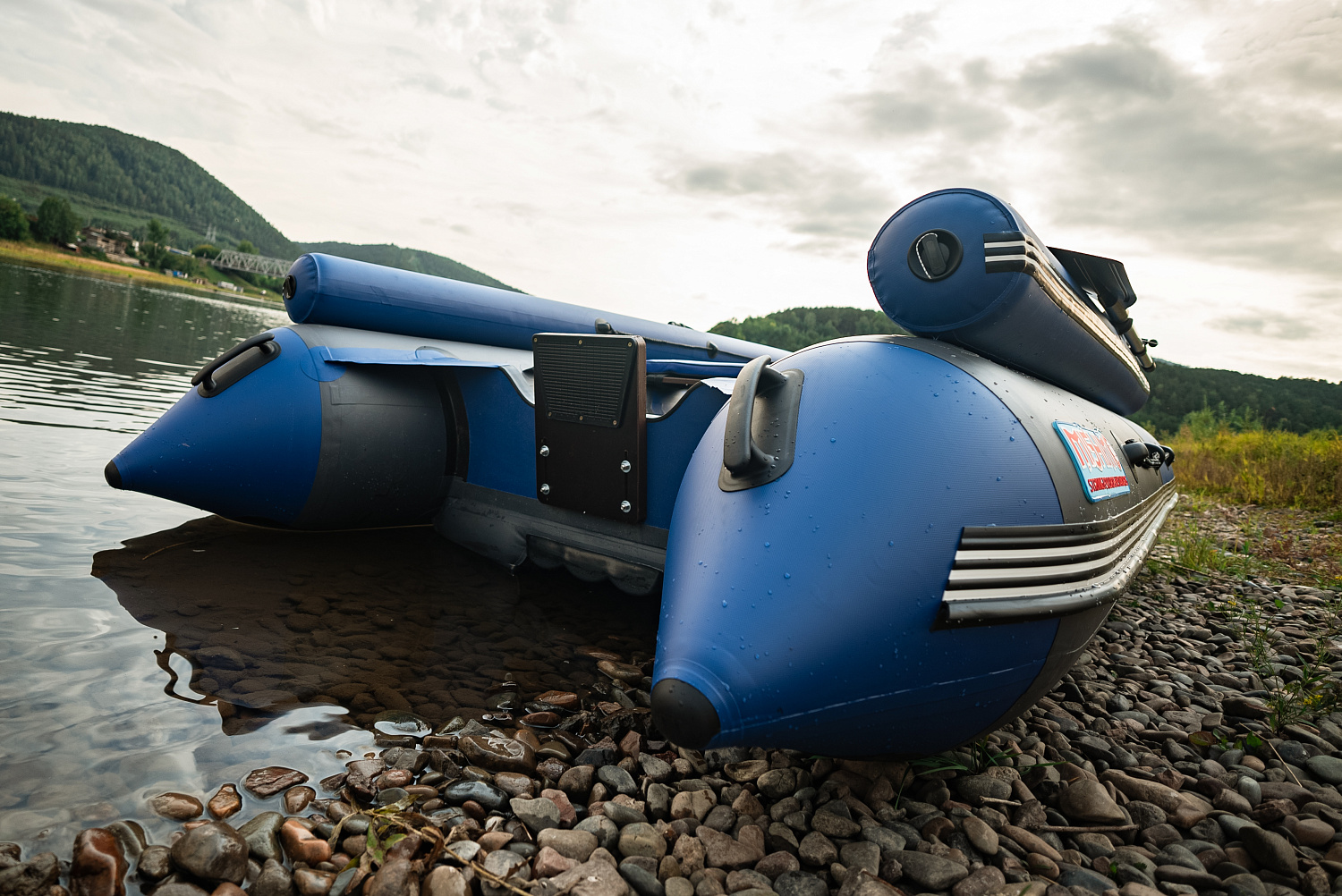 Лодка MISHIMO RIVER FJET PRO 400 под водомет в Москве