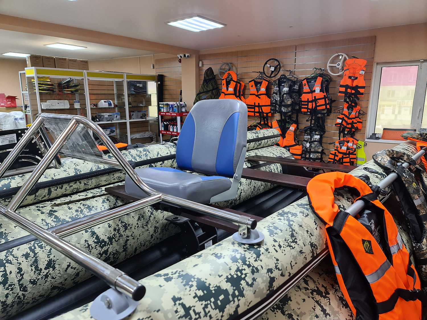 КРЕСЛО МЯГКОЕ РАСКЛАДНОЕ С ПОВОРОТНЫМ МЕХАНИЗМОМ ДЛЯ ЛОДОК в Москве