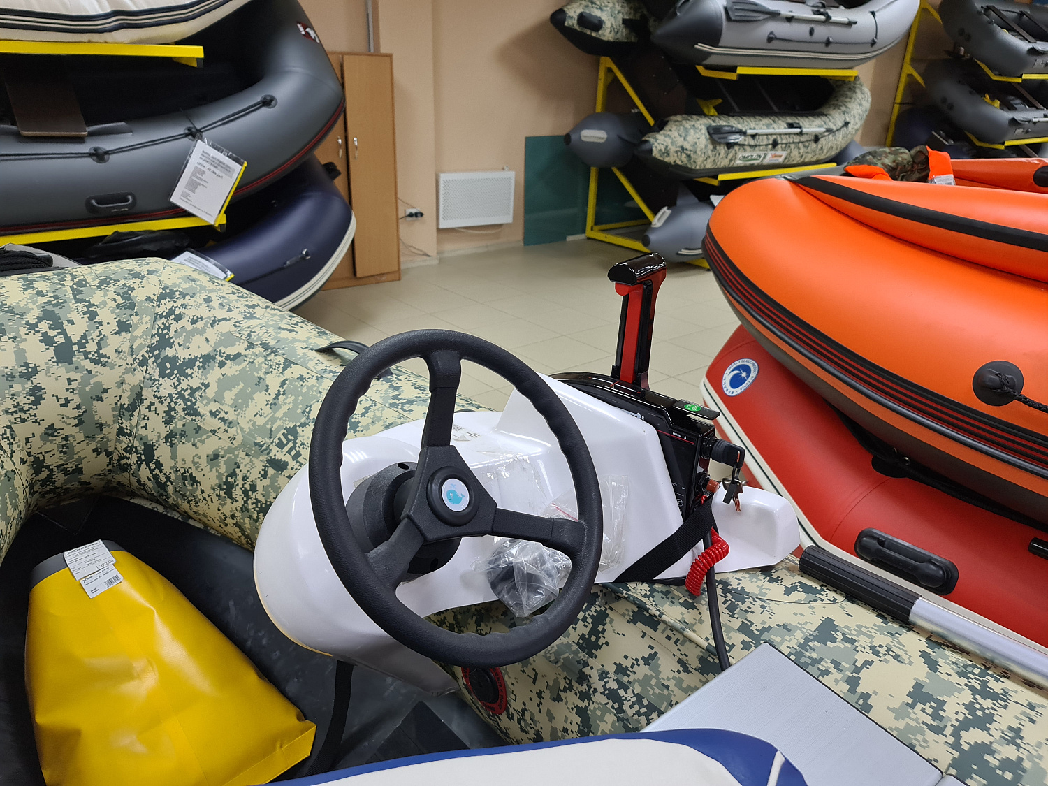 КОНСОЛЬ ПЛАСТИКОВАЯ ДЛЯ ДУ в Москве